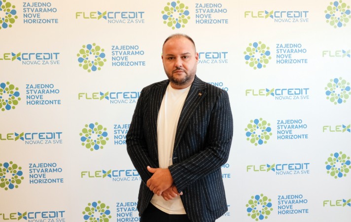 Flex Credit изгражда бъдещето на финансите с доверие и иновации!